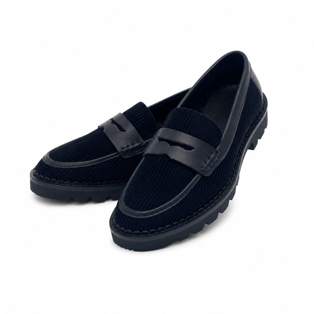 2110 ESTELLE LOAFER